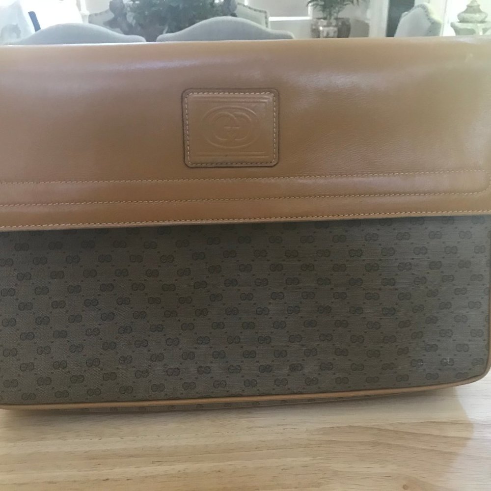 Gucci Envelope Purse